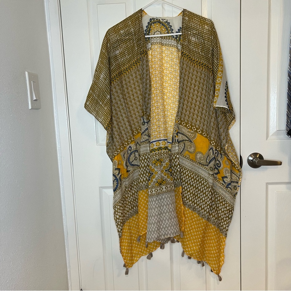 NWOT Raj Yellow‎ Kimono - Picture 3 of 5